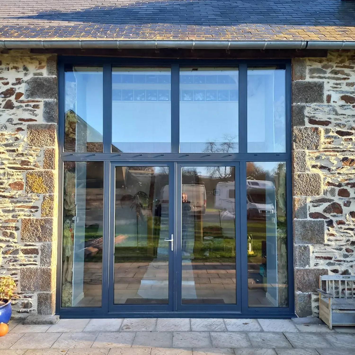 Fenetre_habillage_porte_d'entre_69495aeadbc4d