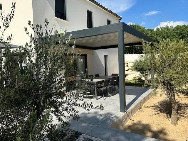 pergola_bioclimatique_terrasse.webp
