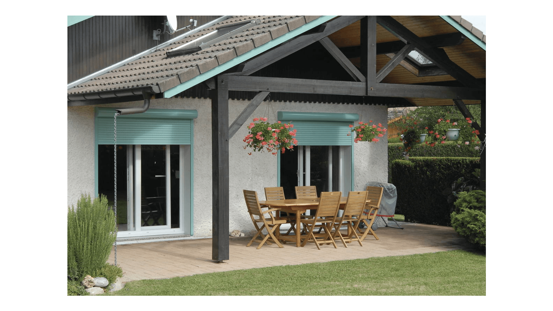 Volet roulant en façade sur mesure TRYBA — free download