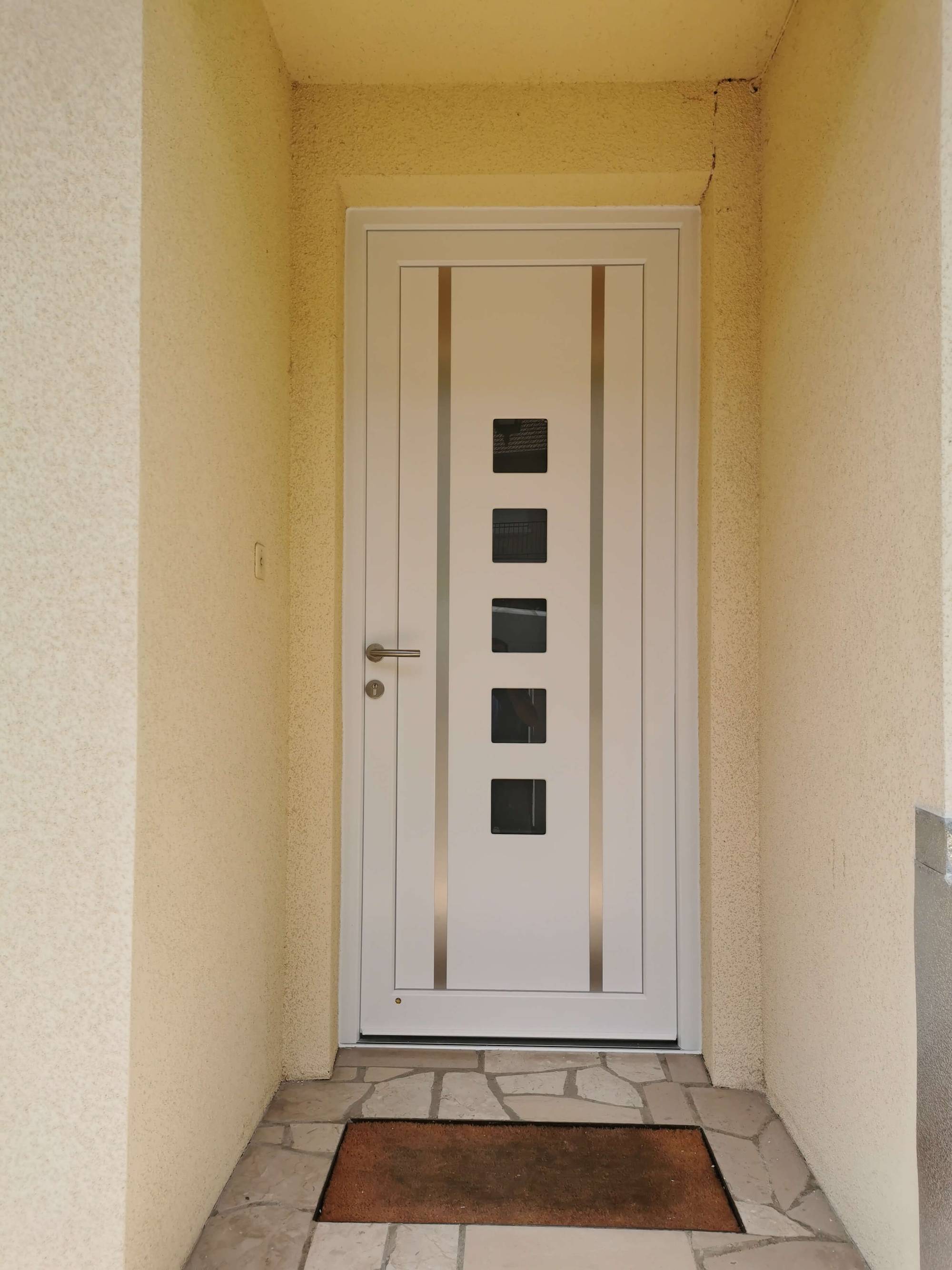 Porte d'entrée PVC sur mesure Porte PVC extérieure TRYBA — free download
