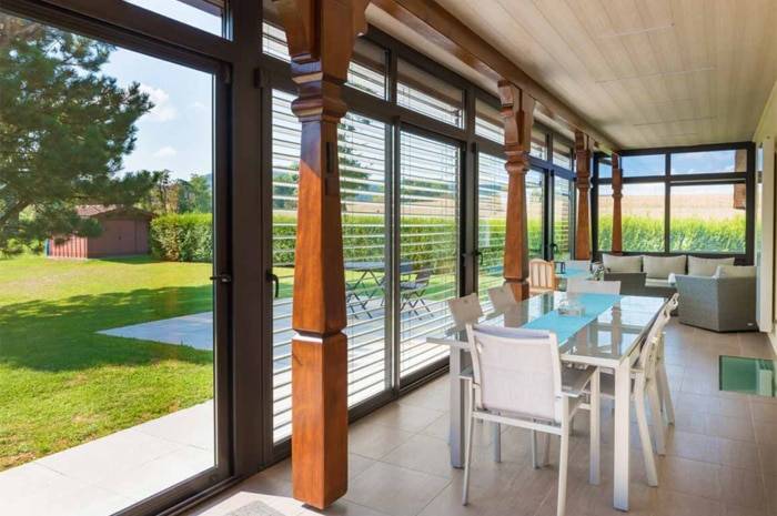 veranda-brun-salle-a-manger-sejour