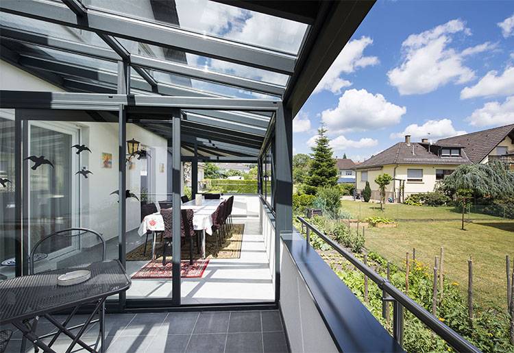 veranda-pergola-vue-exterieure-le-verandier